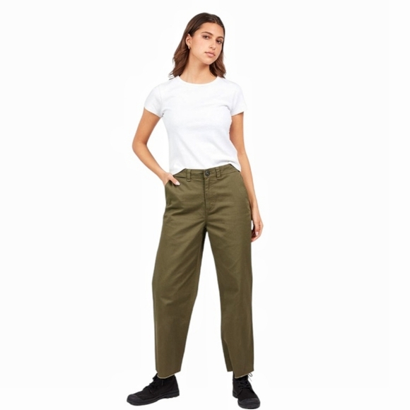 Volcom - So Chickie Highrise Crop Olive Pants - Picture 1 of 16